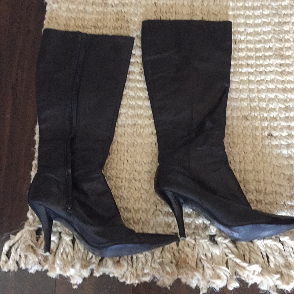 Black boots